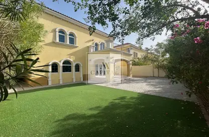 Villa - 3 Bedrooms - 4 Bathrooms for rent in Legacy - Jumeirah Park - Dubai