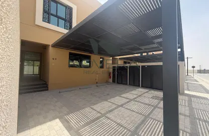 Townhouse - 3 Bedrooms - 4 Bathrooms for sale in Sharjah Sustainable City - Sharjah