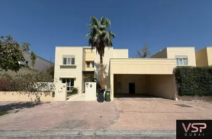 Villa - 4 Bedrooms - 4 Bathrooms for rent in Meadows 1 - Meadows - Dubai
