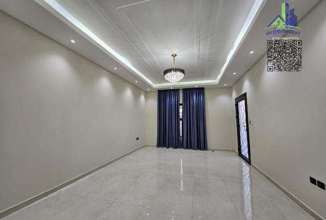 13387760 - Property Image 2