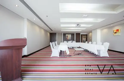 Office Space - Studio - 1 Bathroom for rent in Crystal Tower - Business Bay - Dubai