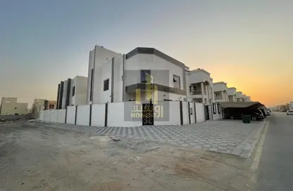 Villa - 3 Bedrooms - 5 Bathrooms for sale in Al Yasmeen 1 - Al Yasmeen - Ajman