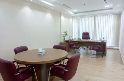 Office Space - Studio - 1 Bathroom for rent in The Burlington - Business Bay - Dubai