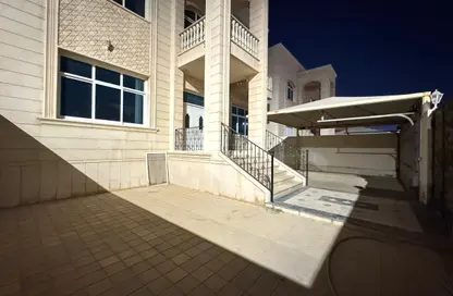 Villa - 6 Bedrooms - 7 Bathrooms for rent in Al Mushrif Villas - Al Mushrif - Abu Dhabi