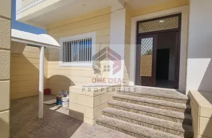 Apartment - 4 Bedrooms - 4 Bathrooms for rent in Al Jimi - Al Ain