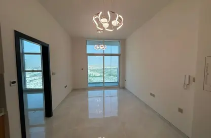 شقة - غرفة نوم - 1 حمام للايجار في سكايز من دانوب - ارجان - دبي