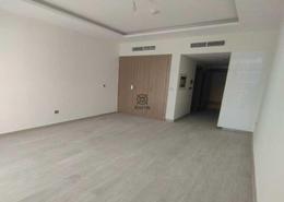 صورةغرفة فارغة لـ: Studio - 1 حمام للكراء في عزيزي ريفيرا - ميدان واحد - ميدان - دبي, صورة 1