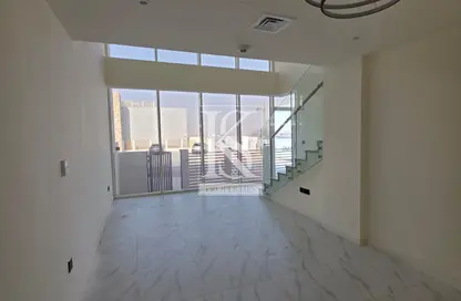 Townhouse - 2 Bedrooms - 3 Bathrooms for rent in Rukan 3 - Dubai Land - Dubai