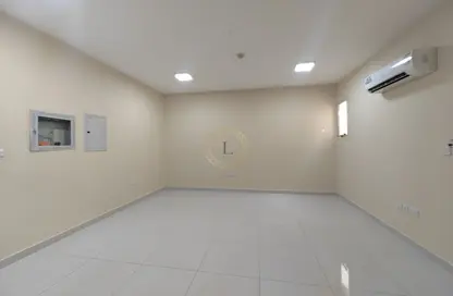 Apartment - 2 Bedrooms - 2 Bathrooms for rent in Civic Center - Al Jimi - Al Ain