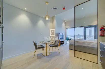 شقة - غرفة نوم - 2 حمامات للبيع في برج بارك فيو - قرية الجميرا سركل - دبي شقة - غرفة نوم - 2 حمامات للبيع في برج بارك فيو - قرية الجميرا سركل - دبي