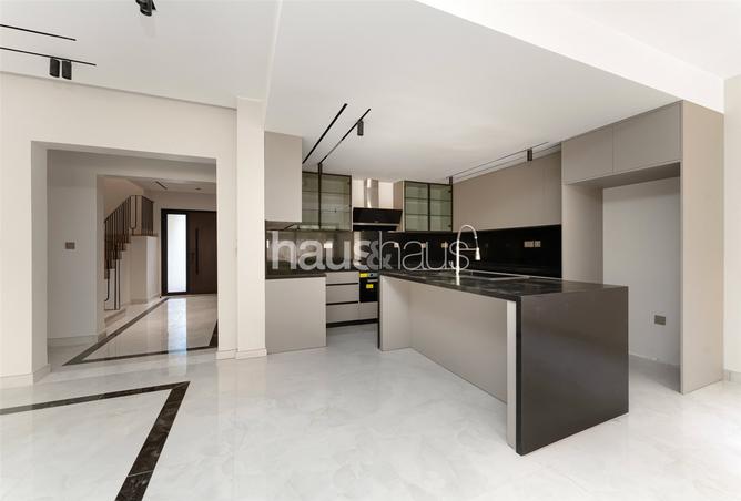 Villa - 5 Bedrooms - 6 Bathrooms for sale in Arabian Villas - Jumeirah Village Triangle - Dubai
