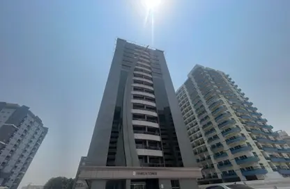 Apartment - 2 Bedrooms - 2 Bathrooms for rent in Hamza Tower - Dubai Sports City - Dubai