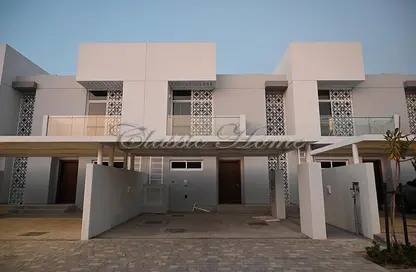 Villa - 3 Bedrooms - 3 Bathrooms for rent in Arabella Townhouses 2 - Arabella Townhouses - Mudon - Dubai