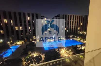 شقة - غرفة نوم - 2 حمامات للايجار في الطراز - حي نسيج - الجادة - الشارقة