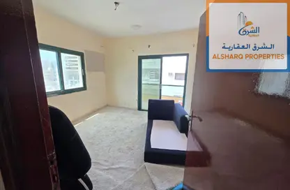 شقة - 2 غرف نوم - 1 حمام للايجار في مساكن كورنيش عجمان - طريق كورنيش عجمان - عجمان