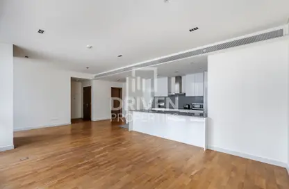 Apartment - 1 Bedroom - 2 Bathrooms for rent in Building 22 - CityWalk Residential - City Walk - Dubai