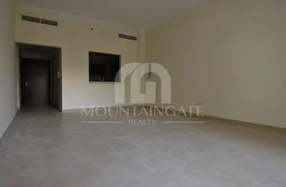 Apartment - 2 Bedrooms - 3 Bathrooms for sale in Plaza Residences 2 - Plaza Residences - Jumeirah Village Circle - Dubai