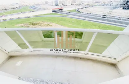 Apartment - 2 Bedrooms - 3 Bathrooms for rent in Muwaileh 29 Building - Muwaileh - Sharjah