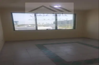Apartment - 2 Bedrooms - 2 Bathrooms for rent in Airport Road - Abu Dhabi