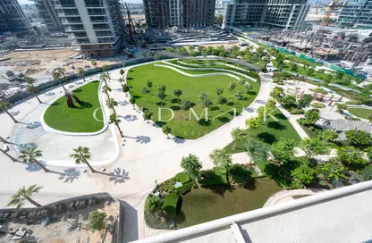 Apartment - 3 Bedrooms - 4 Bathrooms for sale in Central Park Building 1 - Central Park at City Walk - City Walk - Dubai