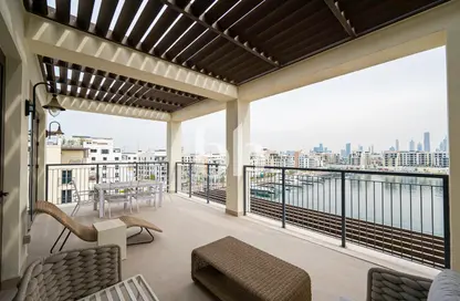 Apartment - 4 Bedrooms - 4 Bathrooms for sale in Le Pont Building 3 - Le Pont - Port de La Mer - La Mer - Jumeirah - Dubai
