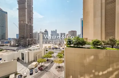Apartment - 1 Bedroom - 1 Bathroom for sale in Boulevard Point - Downtown Dubai - Dubai
