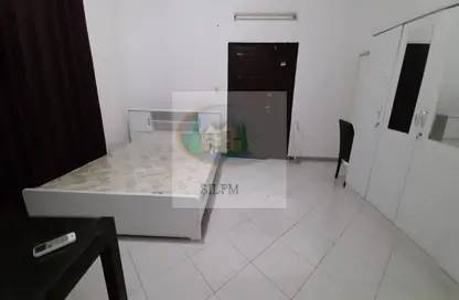 Room / Bedroom image for: Apartment for rent in Al Khalidiya - Abu Dhabi, Image 1