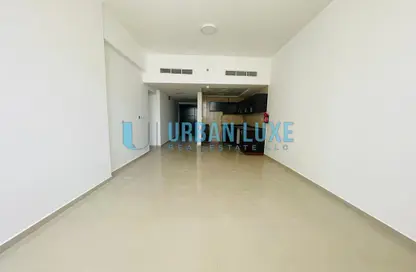 شقة - غرفة نوم - 2 حمامات للبيع في برج فرانكفورت - مدينة دبي الرياضية - دبي