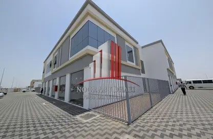 Shop - Studio - 1 Bathroom for rent in Al Noud - Al Ain