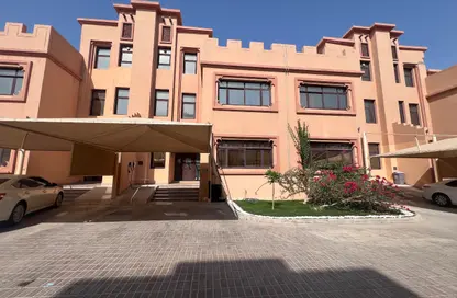 فيلا - 4 غرف نوم - 5 حمامات للايجار في فيلات مدينة خليفة آيه - مدينة خليفة أ - مدينة خليفة - أبوظبي