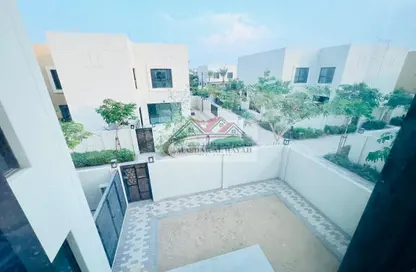 فيلا - 4 غرف نوم - 6 حمامات للايجار في مدينة الشارقة المستدامة - الشارقة