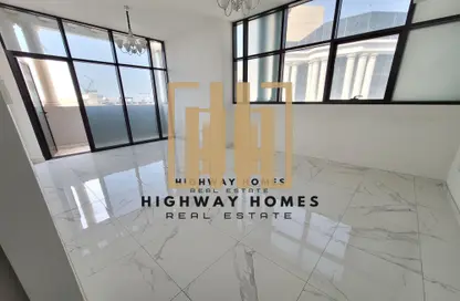 Apartment - 2 Bedrooms - 3 Bathrooms for rent in Muwaileh 29 Building - Muwaileh - Sharjah