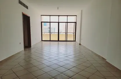Apartment - 2 Bedrooms - 2 Bathrooms for rent in Hamdan Street - Abu Dhabi