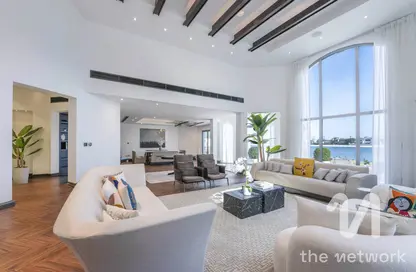Villa - 4 Bedrooms - 6 Bathrooms for sale in Garden Homes Frond D - Garden Homes - Palm Jumeirah - Dubai