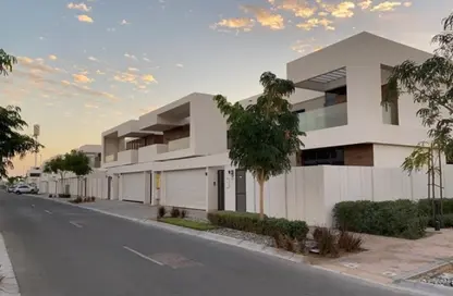 Villa - 5 Bedrooms - 7+ Bathrooms for sale in West Yas - Yas Island - Abu Dhabi