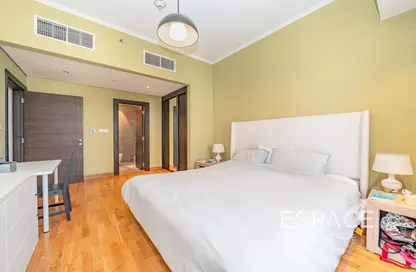Apartment - 2 Bedrooms - 2 Bathrooms for sale in Silverene Tower B - Silverene - Dubai Marina - Dubai