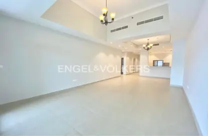 Apartment - 2 Bedrooms - 3 Bathrooms for rent in The Dubai Creek Residences - North Podium - Dubai Creek Harbour (The Lagoons) - Dubai