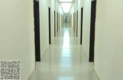 سكن عمال - استوديو - 8 حمامات للايجار في الجرف 2 - الجرف - عجمان وسط المدينة - عجمان