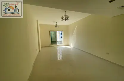 Apartment - 2 Bedrooms - 2 Bathrooms for rent in Al Khan Corniche - Al Khan - Sharjah