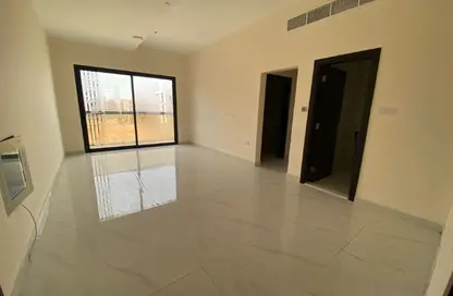 شقة - غرفة نوم - 2 حمامات للايجار في الجرف 3 - الجرف - عجمان وسط المدينة - عجمان