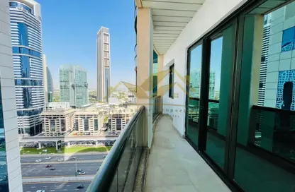 Apartment - 1 Bedroom - 2 Bathrooms for rent in Al Meraikhi Tower - Sheikh Zayed Road - Dubai