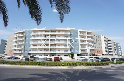 Apartment - 2 Bedrooms - 2 Bathrooms for sale in Tower 28 - Al Reef Downtown - Al Reef - Abu Dhabi