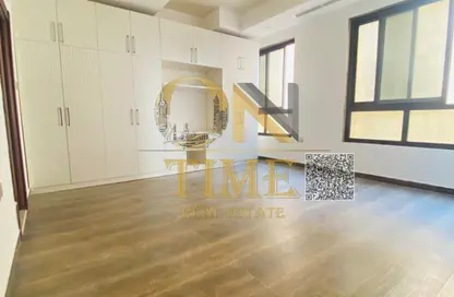 Apartment - 2 Bedrooms - 3 Bathrooms for rent in Al Jurf 2 - Al Jurf - Ajman Downtown - Ajman