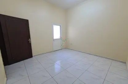 شقة - 2 غرف نوم - 2 حمامات للايجار في الخريس - الجيمي - العين