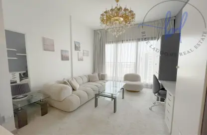 Apartment - 1 Bedroom - 2 Bathrooms for rent in UNA Apartments - Town Square - Dubai
