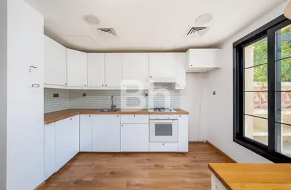 Villa - 2 Bedrooms - 2 Bathrooms for rent in Springs 15 - The Springs - Dubai
