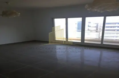 Empty Room image for: Apartment - 1 Bedroom - 2 Bathrooms for sale in Al Reef Downtown - Al Reef - Abu Dhabi, Image 1