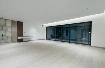 Apartment - 3 Bedrooms - 4 Bathrooms for sale in Al Khan Corniche - Al Khan - Sharjah Apartment - 3 Bedrooms - 4 Bathrooms for sale in Al Khan Corniche - Al Khan - Sharjah