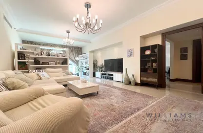 Apartment - 2 Bedrooms - 3 Bathrooms for sale in Golden Mile 4 - Golden Mile - Palm Jumeirah - Dubai