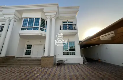 Villa - 5 Bedrooms - 6 Bathrooms for rent in Khalifa City - Abu Dhabi